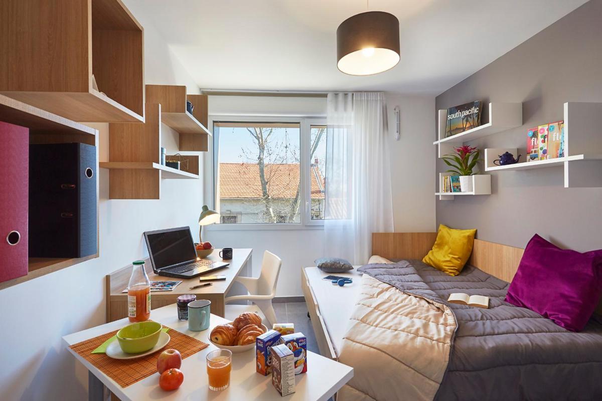 Residence Nemea - Beaux Arts มงต์เปอลิเยร์ ภายนอก รูปภาพ