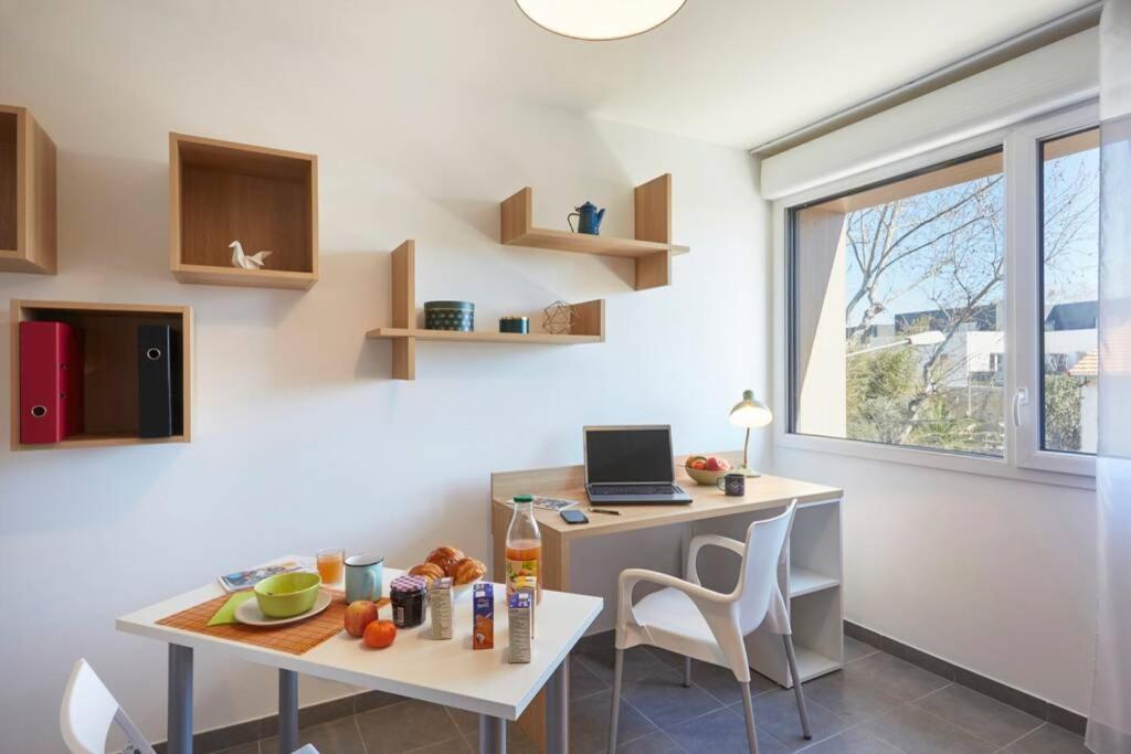Residence Nemea - Beaux Arts มงต์เปอลิเยร์ ภายนอก รูปภาพ